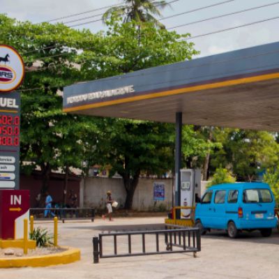 More economic pressure mounts on Nigerians as petrol heads to N1,000/litre amid Iran war