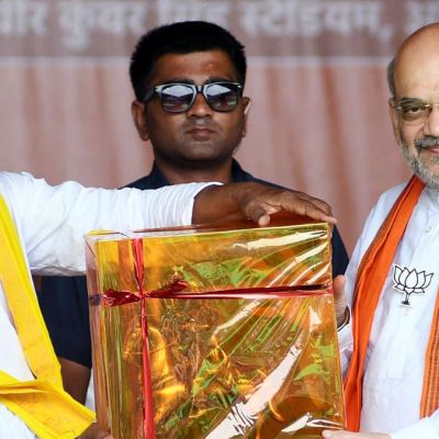 Day after Bihar blitz, ex-power minister RK Singh quits BJP over suspension for high-voltage allegations