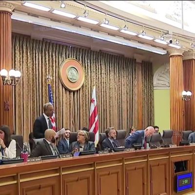 DC Council votes to extend youth curfew authority
