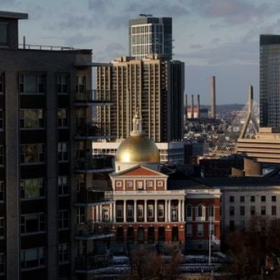 ‘A literal transfer of cash’: How widespread leadership stipends stifle dissent in the Massachusetts Legislature – The Boston Globe