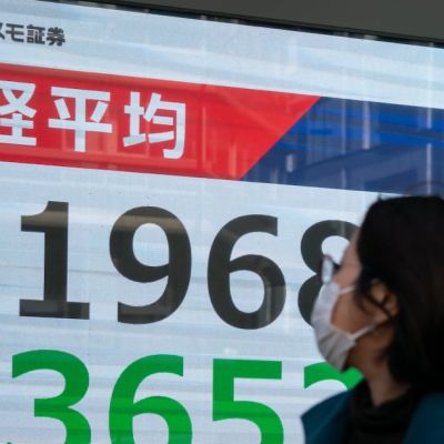 Markets nosedive as surging oil prices threaten to raise living costs