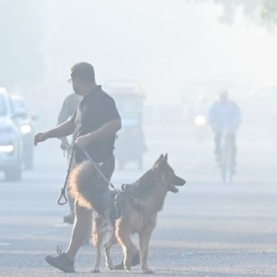 Delhi wakes up to ‘poor’ air quality again as Diwali approaches, AQI hits 237