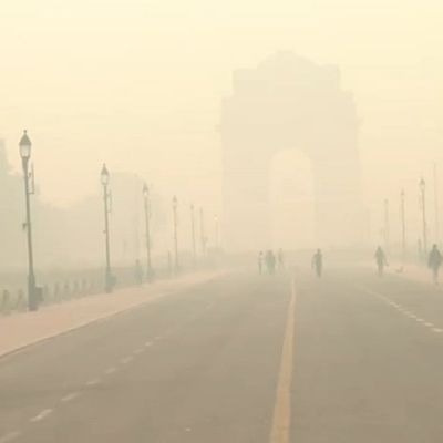 Delhi Chokes As Air Quality Turns ‘Severe’, AQI Shoots Up Day After Diwali; Defence Colony, Wazirpur, Bawana Worst-Hit; Check Area Wise Detail