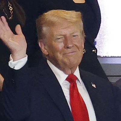 Donald Trump Attends Yankees Game with Unconventional Group – Internewscast Journal