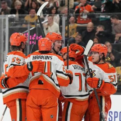 Jacob Trouba’s OT goal lifts Ducks past Golden Knights