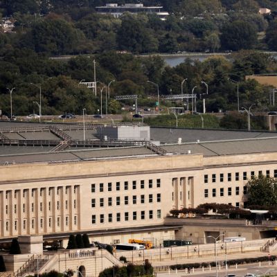 US news outlets reject Pentagon press access policy