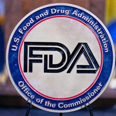 Breaking News: FDA’s Chief Drug Regulator Resigns Amidst Federal Investigation – Internewscast Journal