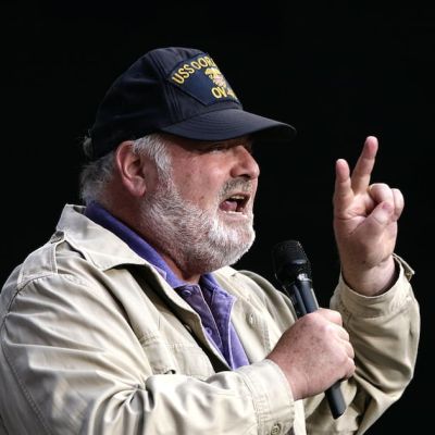 Director Rob Reiner and his wife found dead in their Los Angeles home