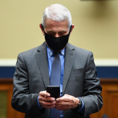 Senate Panel Obtains Forensic Copy of Fauci's Cellphone