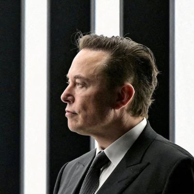 Tesla Shareholders Decide Musk’s Trillion-Dollar Fate