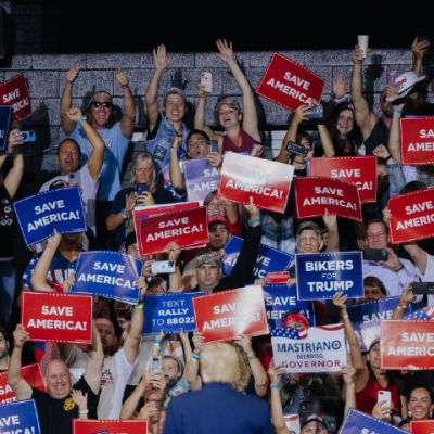 Poll: Democrat Identification at Record Low in 2023 – Article Bias ...