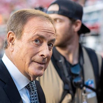 Old Al Michaels stumbles through awkward Lake America-Trump jab during Thursday Night Football broadcast