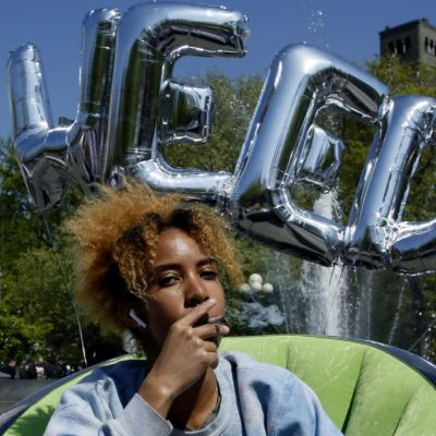 NY cannabis license system broken, say idiots who broke it