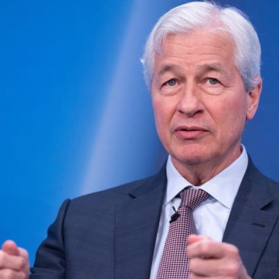 Jamie Dimon wants to hit millionaires with ‘Buffett Rule’ to tackle national debt