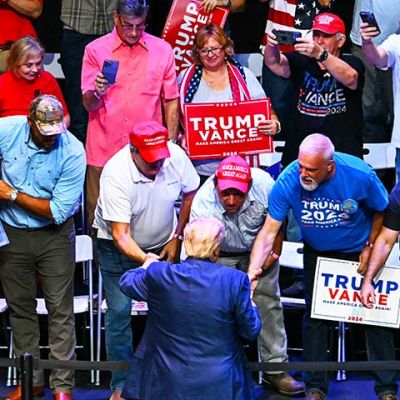 Poll: Trump Edges Harris in AZ, GA, Dominates with White Working Class