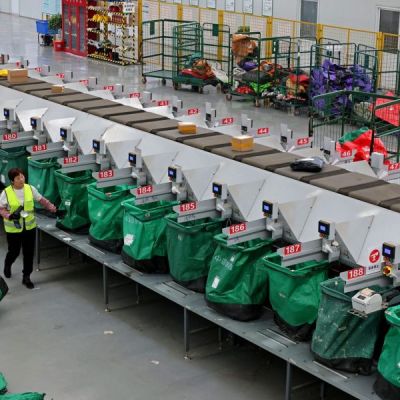 China nears record $1 trillion trade surplus as Trump returns