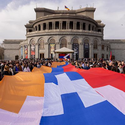 Armenia Marks 110th Anniversary of Genocide amid Aftermath of Nagorno-Karabakh Extermination