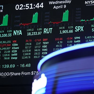 Democrats say tariff turbulence will cost GOP its majority – Roll Call