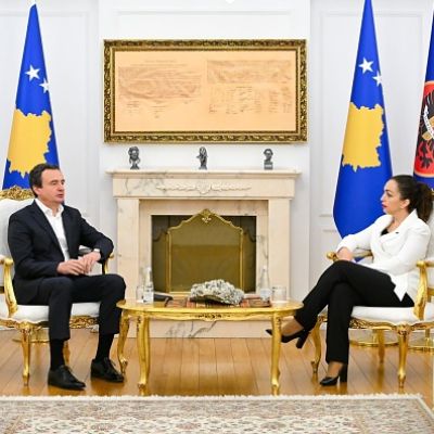 Brussels watches as Kosovo heads to the polls amidst political crisis | Euractiv