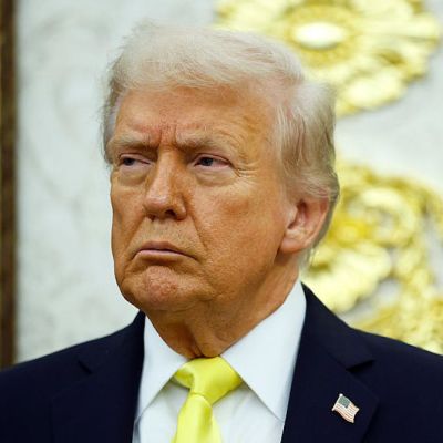 Trump Signs Executive Order Targeting The Muslim Brotherhood