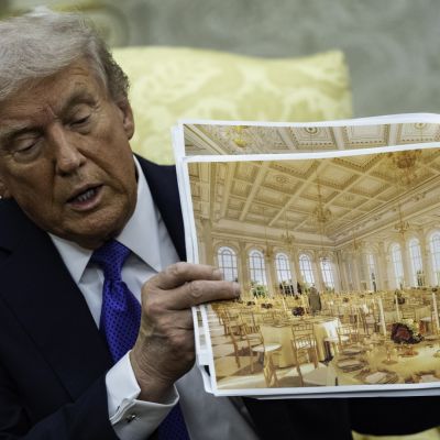 Judge lets White House ballroom move forward with limits and a $400M price tag