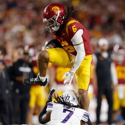 Makai Lemon scores through air, on ground in No. 20 USC’s 38-17 win over Northwestern