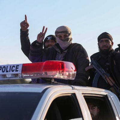 Syria Takes Over Al-Hol While Hasakah Talks Race Against the Clock