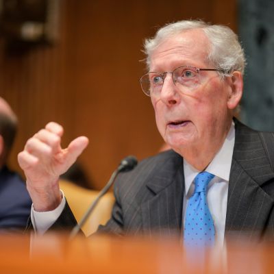 Kentucky Gov. Demands McConnell Give Verbal Address as Proof He Can Serve