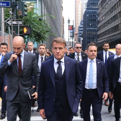 Macron, Trump discuss securing air defense systems for Ukraine ahead of UN General Assembly