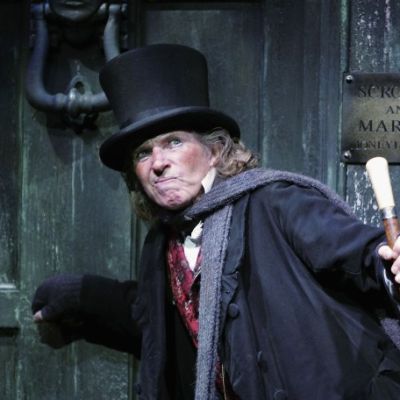 Readers sound off on fairytale bonuses, Christmas music and legal immigration