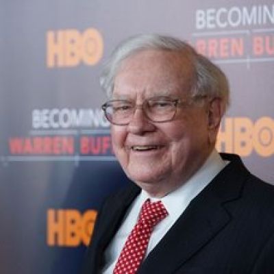 How billionaire Warren Buffett spends his time and money