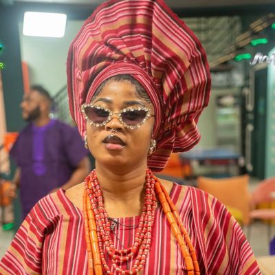 Imisi: All you need to know about BBNaija 10 winner, housemate mocked for her ‘English’, – TheNewsGuru
