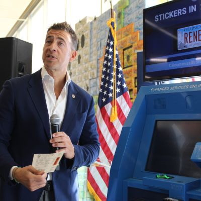 Illinois Secretary Of State Alexi Giannoulias Enters Chicago Mayor’s Race