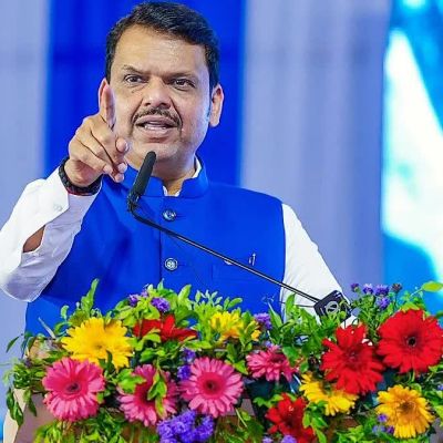 Fadnavis, Shinde assure onion growers that the government will help them – The Statesman