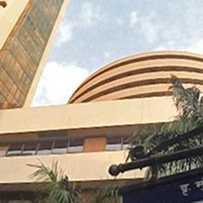 Markets jump 1% on easing global trade tensions; PSU Banks, Auto stocks shine