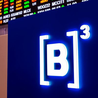 Ibovespa Dips Amid Profit-Taking and Global Rate Hopes