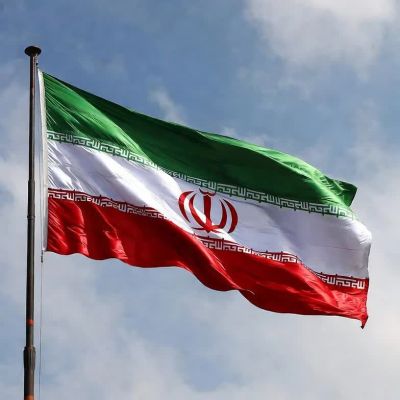 Iran Demands Payment from Tech Giants for Strait of Hormuz Internet Cables – Blockonomi