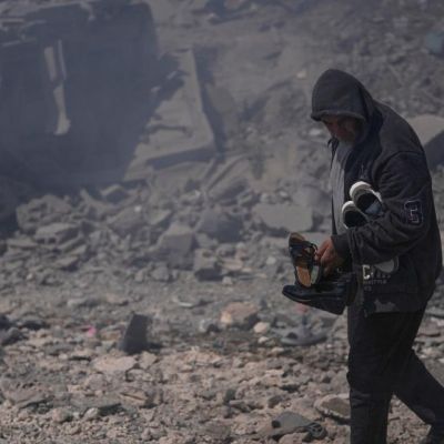 Iran Escalates Tensions: New Wave of Attacks Target Gulf Arab Nations - Internewscast Journal