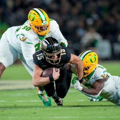 No. 2 Oregon football secures first shutout since 2012 in 35-0 rout of Purdue