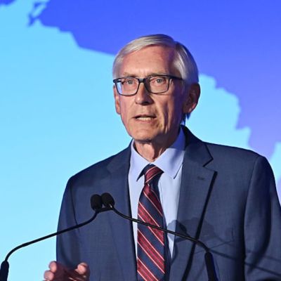 Wisconsin OKs online sports betting through servers on tribal land