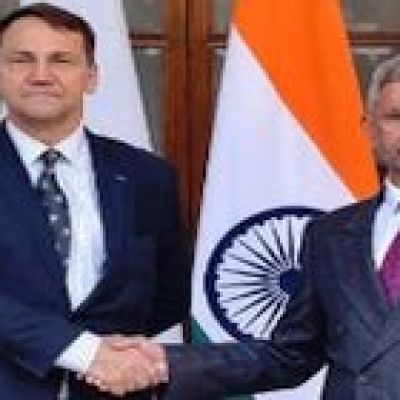 Poland Courting Pakistan Draws India’s Terrorism Warning To Sikorski