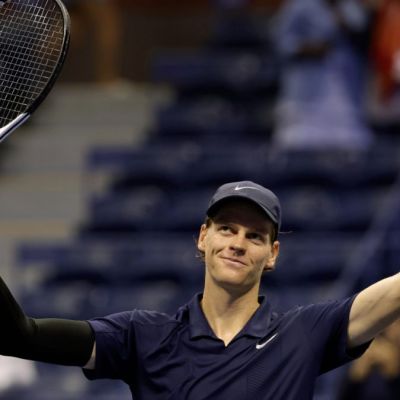 US Open 2025: Jannik Sinner Dismantles Lorenzo Musetti To Secure Final Four Spot