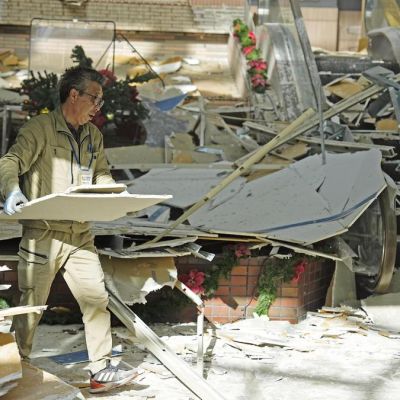 Japan assesses damage from 7.5 magnitude quake that injured 33