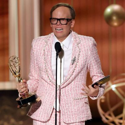 Somebody Somewhere’s Jeff Hiller Is in Shock Winning First Emmy, Thanks Husband and Family for ‘Never Laughing at Me’