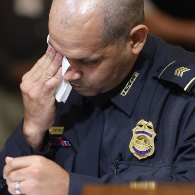 Officers who defended the Capitol on Jan. 6 say their struggles linger, 5 years after the riot – The Boston Globe