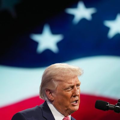 Trump’s conflicting messages sow confusion over the Iran war – The Boston Globe