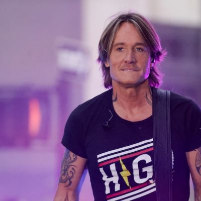 Keith Urban Alters “The Fighter” Lyrics Inspired By Nicole Kidman During Recent Concert