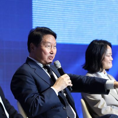 SK Chairman Chey Tae-won Urges Commercialization, Sustainability in AI