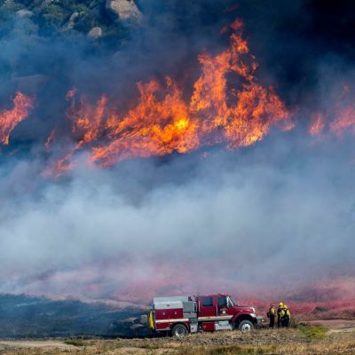 Crews battle fast-growing wildfire in windy Southern California that’s forced some to evacuate – The Boston Globe
