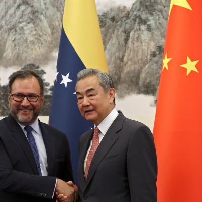 China hosts Latin American, Caribbean nations amid US trade war talks